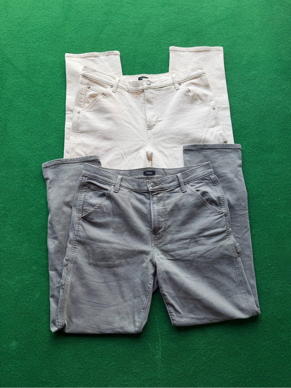 Men’s Loose Fit Express Carpenter Jeans Size: 33x34